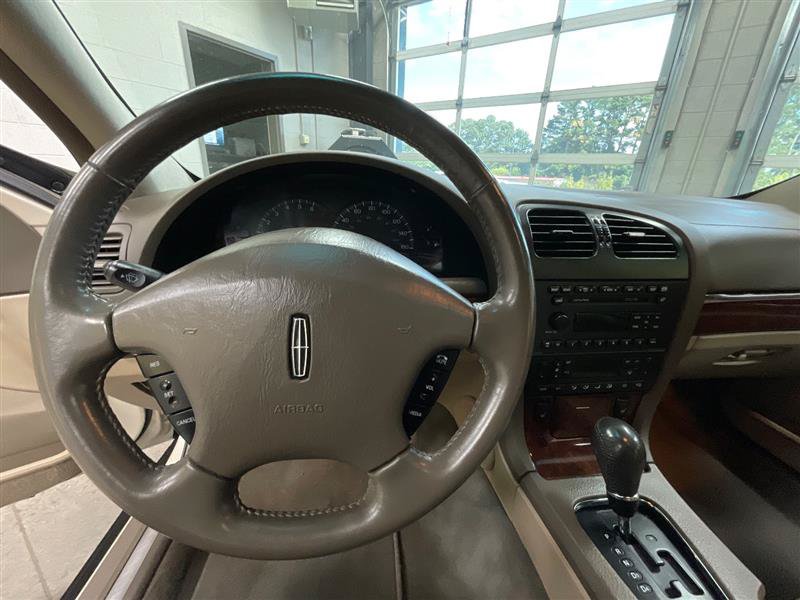 Used 2001 Lincoln LS RWD image 15