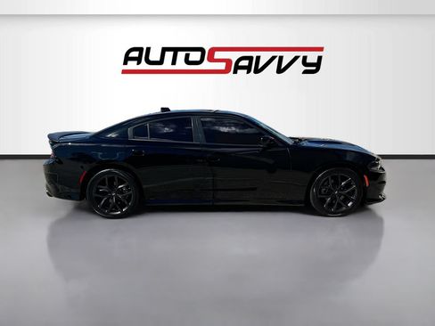 Used 2022 Dodge Charger R/T w/ Blacktop Package RWD image 8