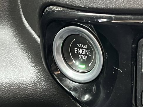 Used 2022 GMC Sierra 1500 Elevation image 33