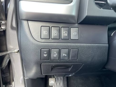 Used 2019 Toyota Highlander Limited Platinum AWD/4WD image 20