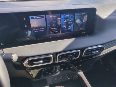 New 2026 Nissan Sentra SV w/ Floor Mat Package FWD image 16