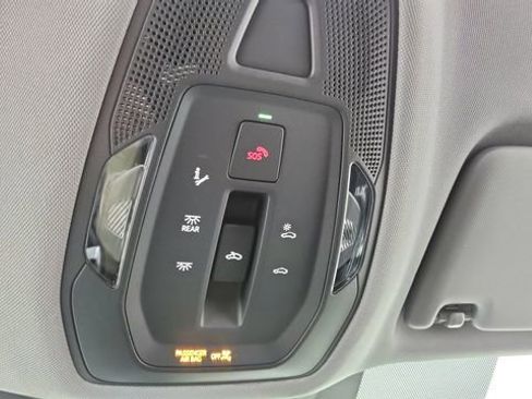 Used 2025 Audi Q5 Premium Plus w/ Premium Plus image 53