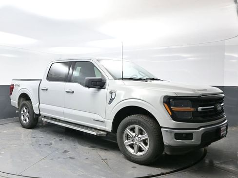 Used 2024 Ford F150 XLT w/ Mobile Office Package image 6