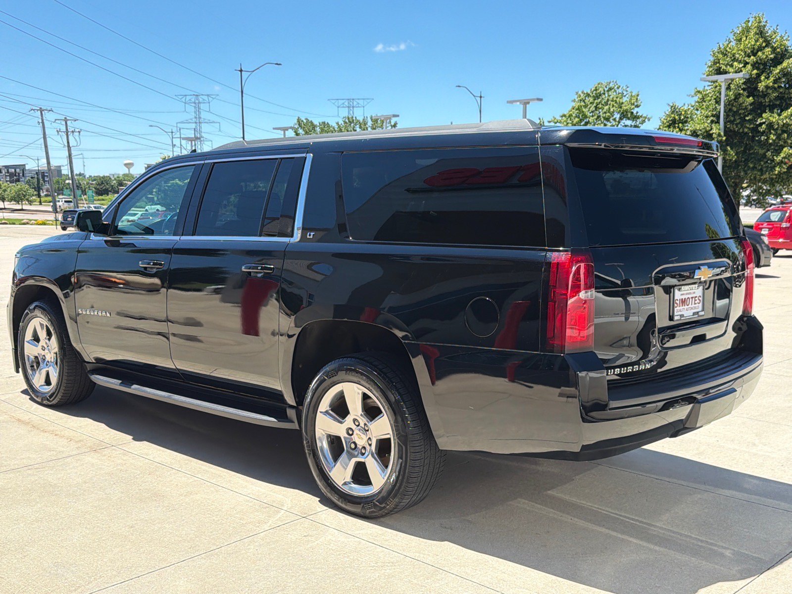 Used 2016 Chevrolet Suburban LT AWD/4WD image 5