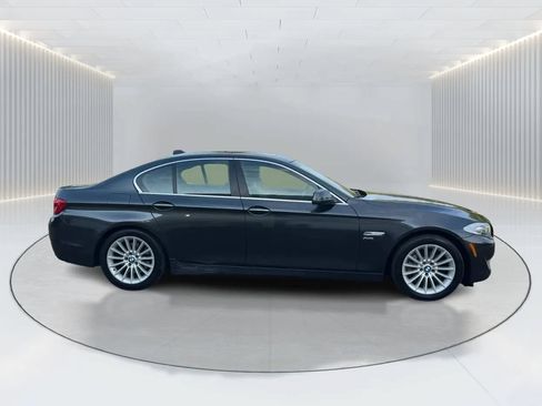 Used 2011 BMW 535i xDrive Sedan AWD/4WD image 8