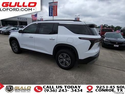 Used 2024 Chevrolet Traverse LT FWD image 6
