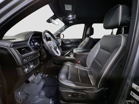 Used 2022 GMC Yukon XL SLT w/ SLT Premium Package AWD/4WD image 15
