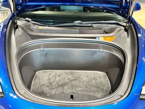 Used 2017 Tesla Model 3 Long Range image 3