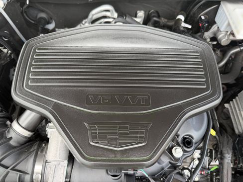 Used 2024 Cadillac XT6 Premium Luxury w/ LPO, Floor Liner Package AWD/4WD image 44
