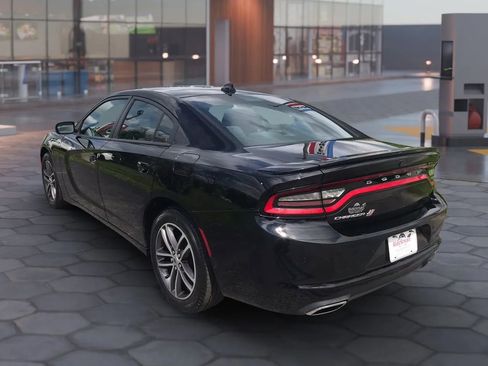 Used 2019 Dodge Charger SXT AWD/4WD image 5