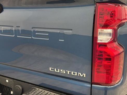 New 2026 Chevrolet Silverado 2500 Custom w/ Custom Value Package AWD/4WD image 32
