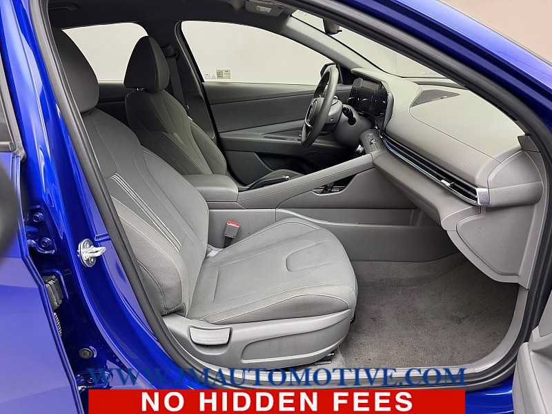 Used 2024 Hyundai Elantra SEL FWD image 19