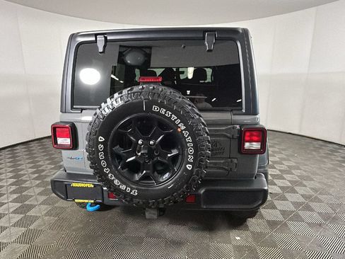 Used 2023 Jeep Wrangler Unlimited w/ Dual Top Group AWD/4WD image 4