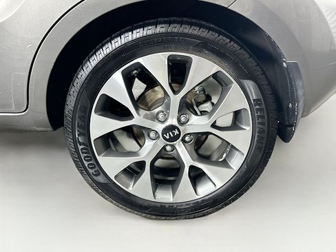 Used 2013 Kia Soul ! image 11