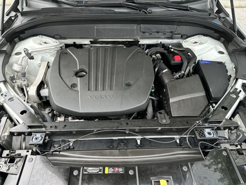 Used 2023 Volvo XC60 B5 Ultimate w/ Protection Package Premier FWD image 26