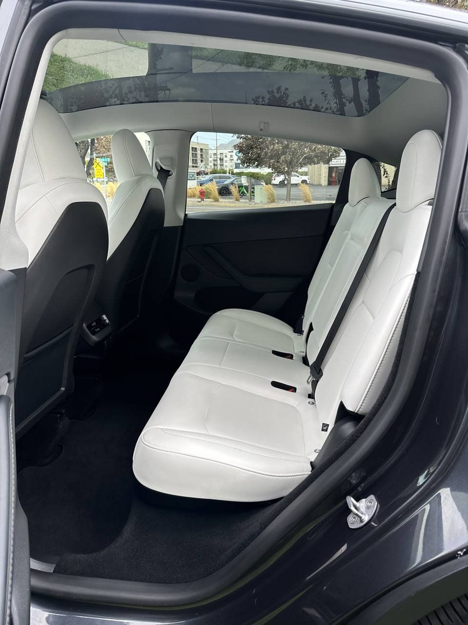 Used 2025 Tesla Model Y Performance AWD/4WD image 20