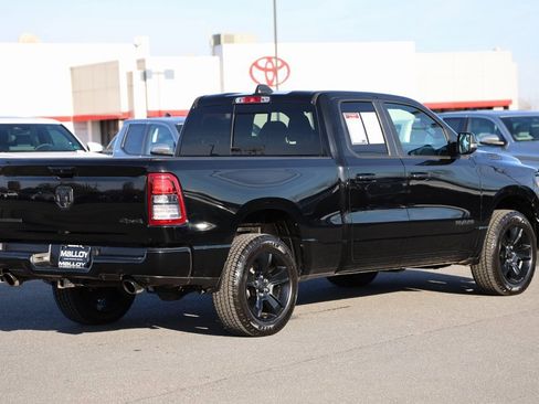 Used 2022 RAM 1500 Big Horn w/ Night Edition image 4