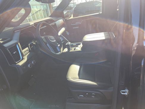 Used 2026 GMC Sierra 1500 Denali image 11
