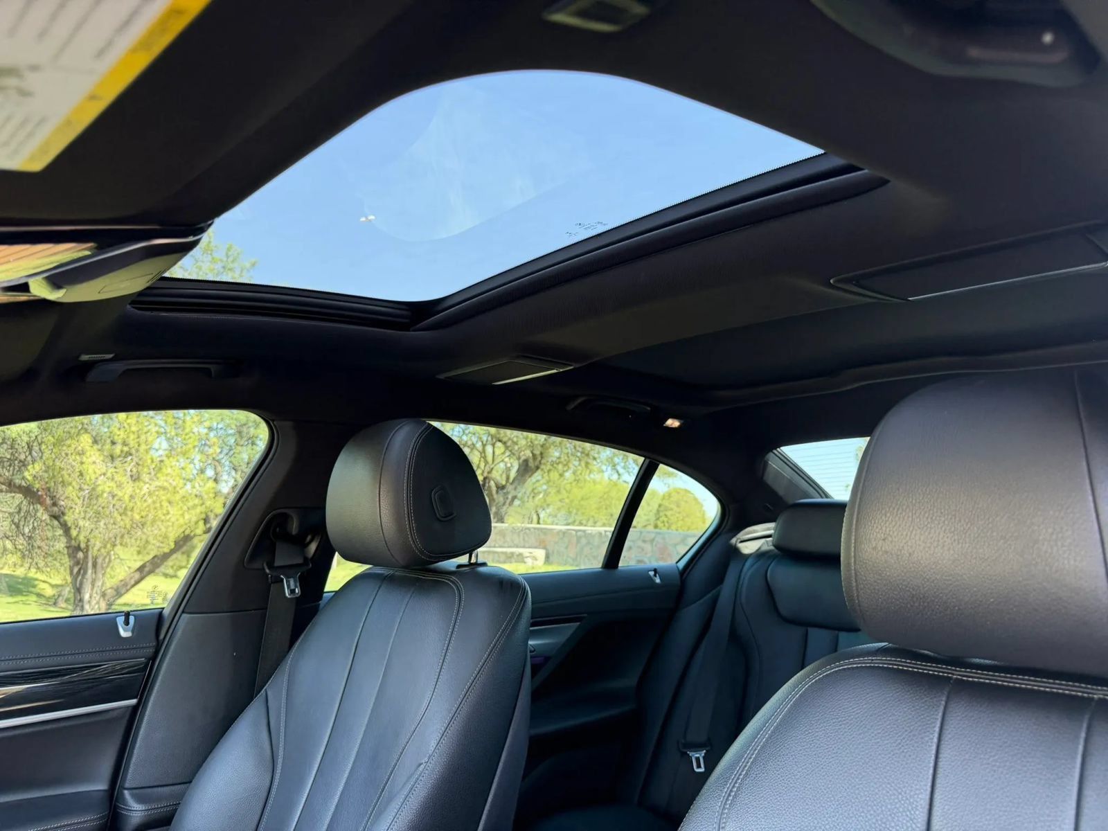 Used 2019 BMW 740i xDrive w/ M Sport Package AWD/4WD image 14