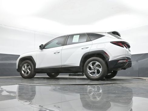 Used 2024 Hyundai Tucson SE image 43