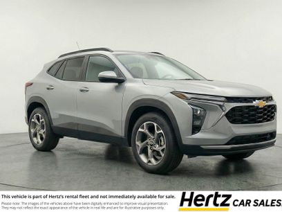 Used 2025 Chevrolet Trax LT