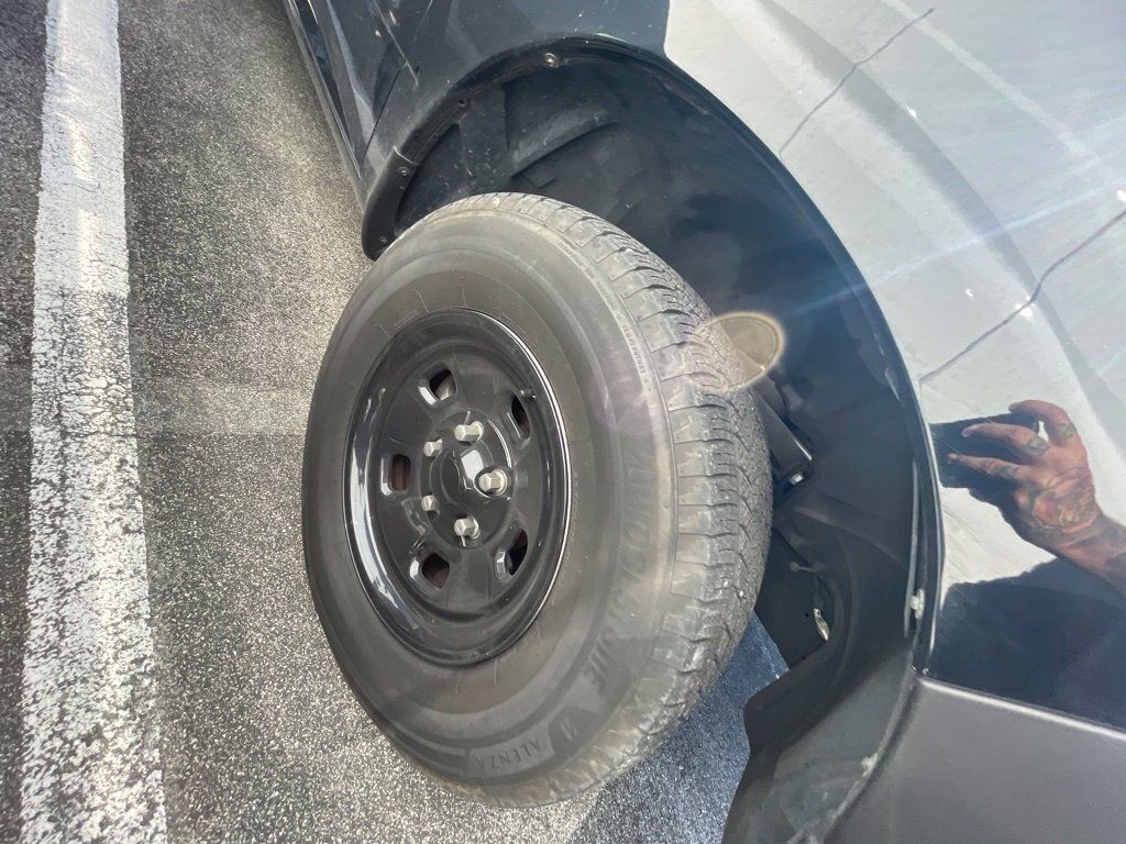 Used 2021 RAM 1500 Tradesman w/ Trailer Tow Group AWD/4WD image 8