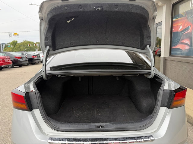Used 2022 Nissan Altima 2.5 SR FWD image 5