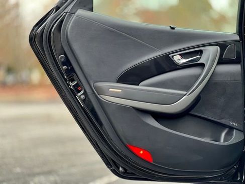 Used 2014 Hyundai Azera Limited w/ Option Group 02 image 15