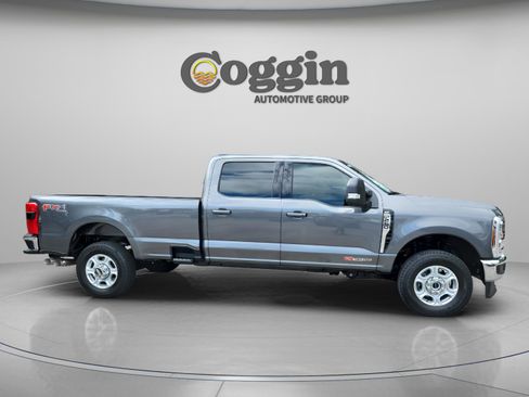 New 2026 Ford F250 XLT w/ XLT Premium Package image 2