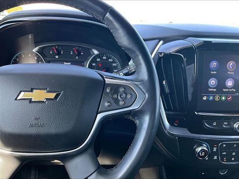 Used 2023 Chevrolet Traverse LT AWD/4WD image 12