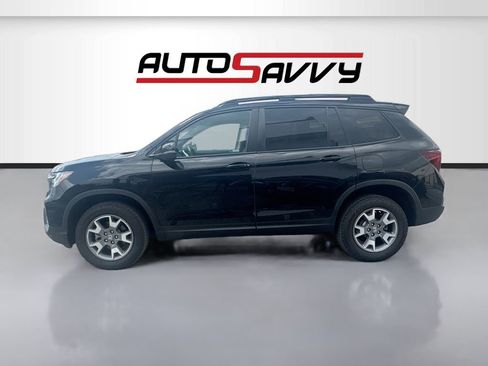 Used 2023 Honda Passport TrailSport image 4