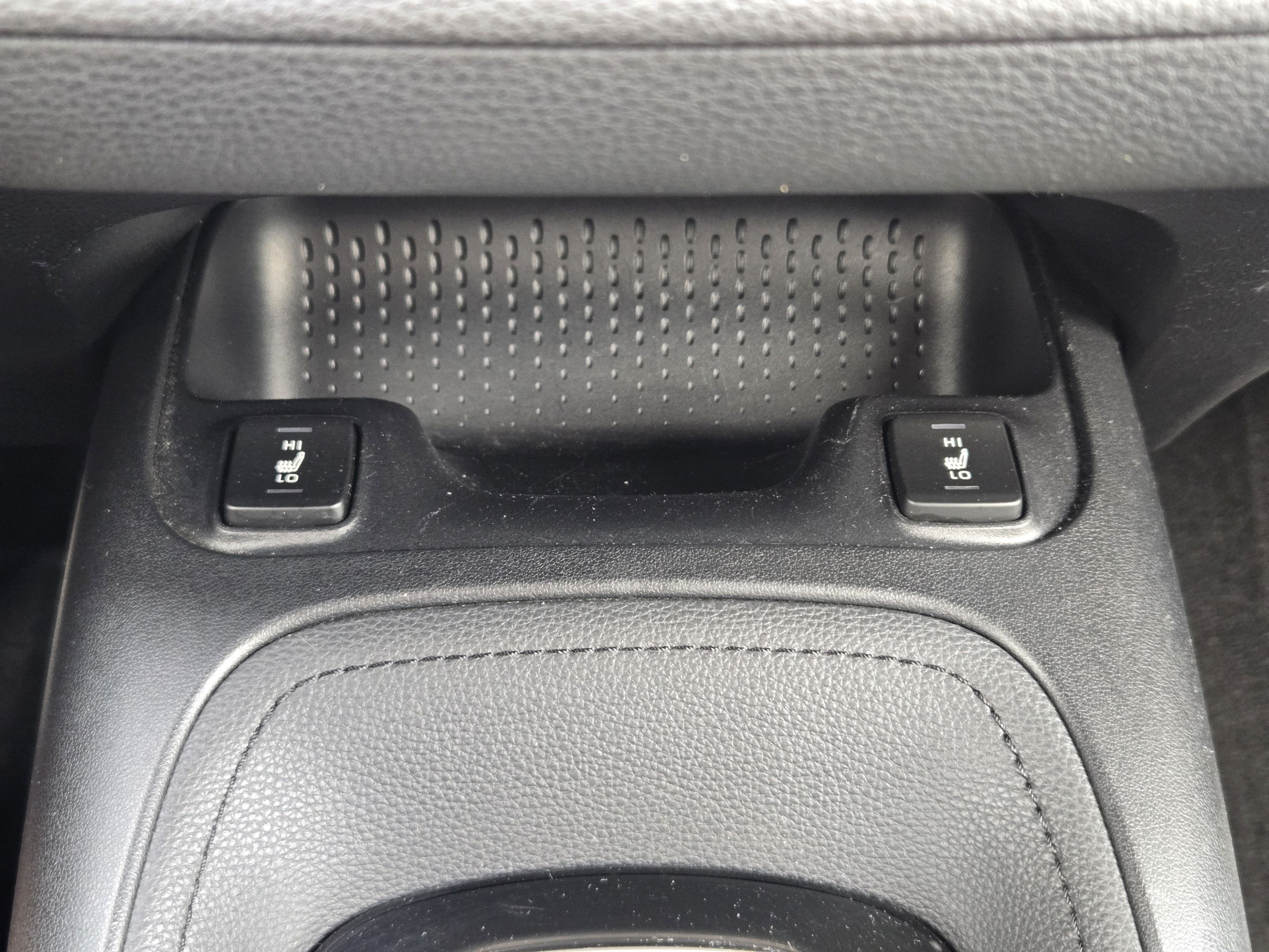 Used 2020 Toyota Corolla XLE FWD image 16