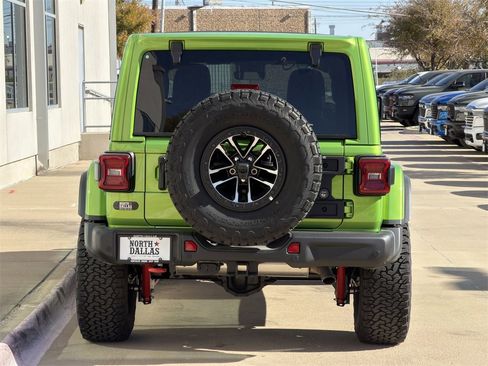 New 2025 Jeep Wrangler Unlimited Rubicon image 6