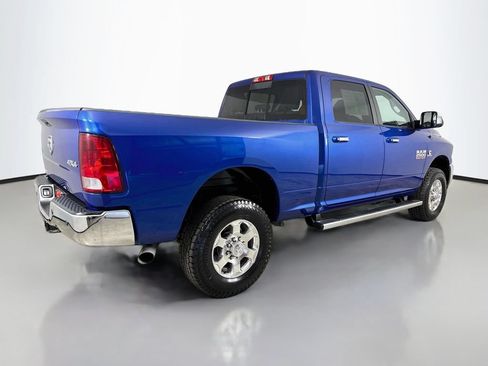 Used 2017 RAM 2500 SLT w/ Luxury Group AWD/4WD image 8