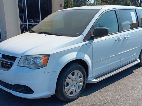 Used 2017 Dodge Grand Caravan SE w/ Power Window Group image 8