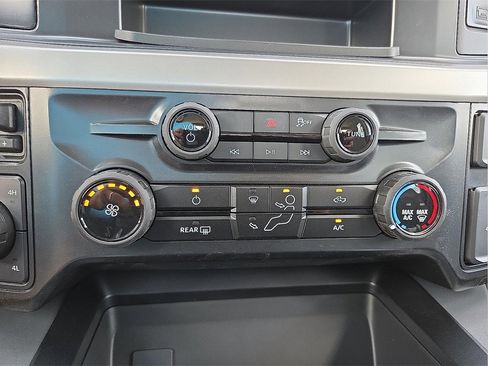 New 2025 Ford F250 XLT w/ 360-Degree Camera Package image 17