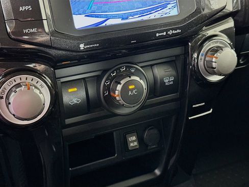 Used 2019 Toyota 4Runner TRD Off-Road AWD/4WD image 16