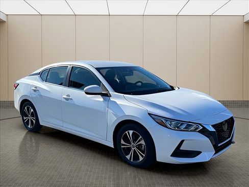 Used 2022 Nissan Sentra SV w/ All-Weather Package image 2