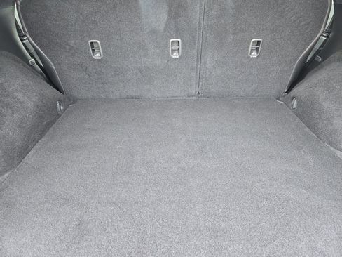 Used 2025 Genesis GV70 2.5T w/ Sport Prestige Package image 30