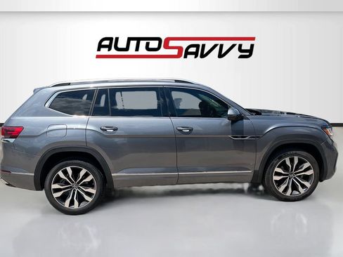 Used 2023 Volkswagen Atlas SEL Premium AWD/4WD image 8