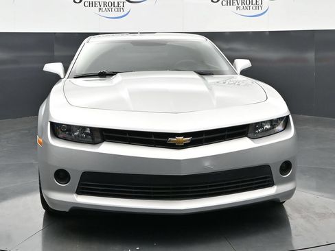 Used 2015 Chevrolet Camaro LT RWD image 2