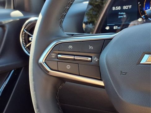 New 2026 Chevrolet Equinox LT w/ Convenience Package II FWD image 11