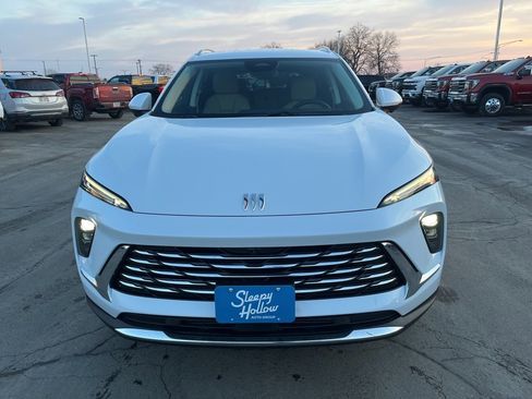 New 2026 Buick Envision Preferred image 2