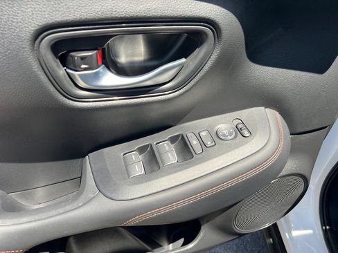 Certified 2026 Honda HR-V Sport image 21