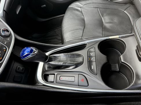 Used 2018 Chevrolet Volt Premier w/ Driver Confidence Package image 26