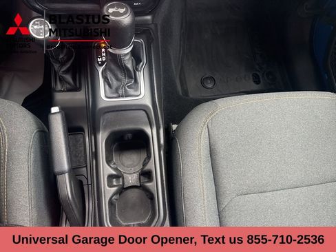 Used 2024 Jeep Wrangler Unlimited w/ Convenience Group image 23