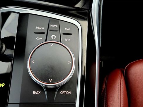 Used 2022 BMW 230i Coupe w/ Premium Package image 33