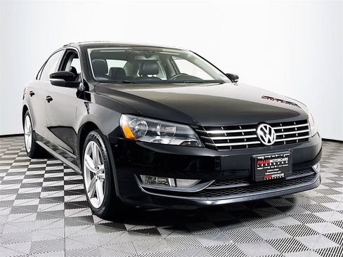 Used 2014 Volkswagen Passat TDI SEL Premium image 1