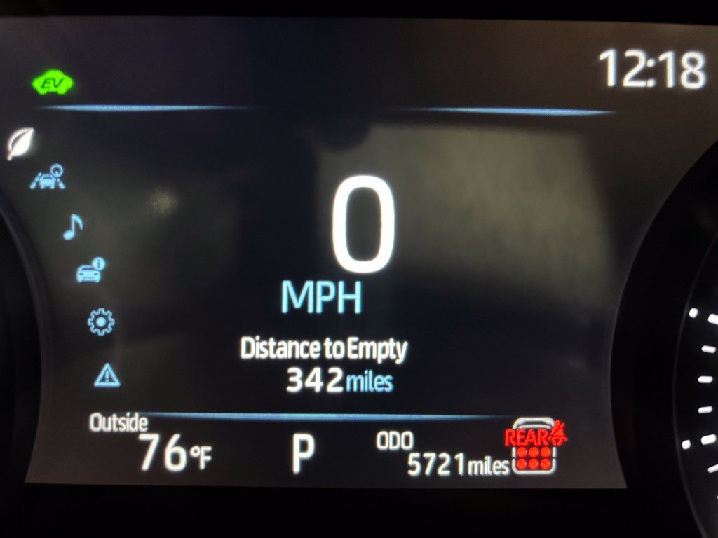 Used 2026 Toyota Sienna LE FWD image 24