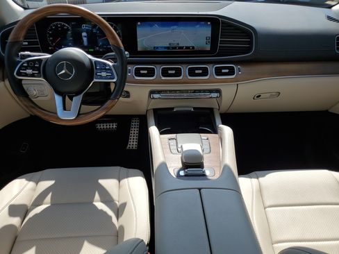 Used 2022 Mercedes-Benz GLS 450 4MATIC image 27
